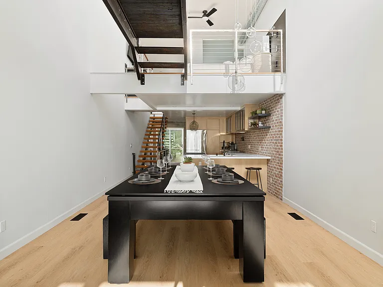 3033 India St #8 — Photo 20