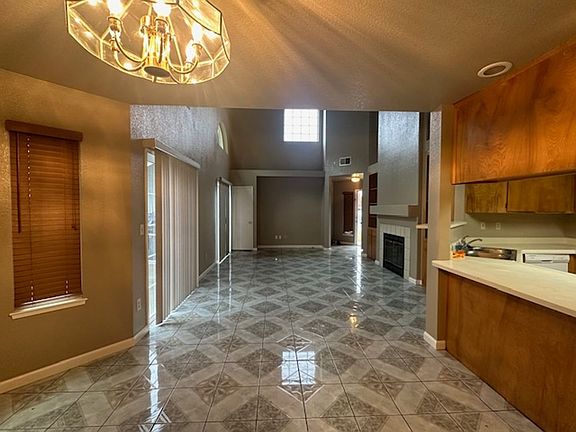 4th image of 1417 Towse Dr