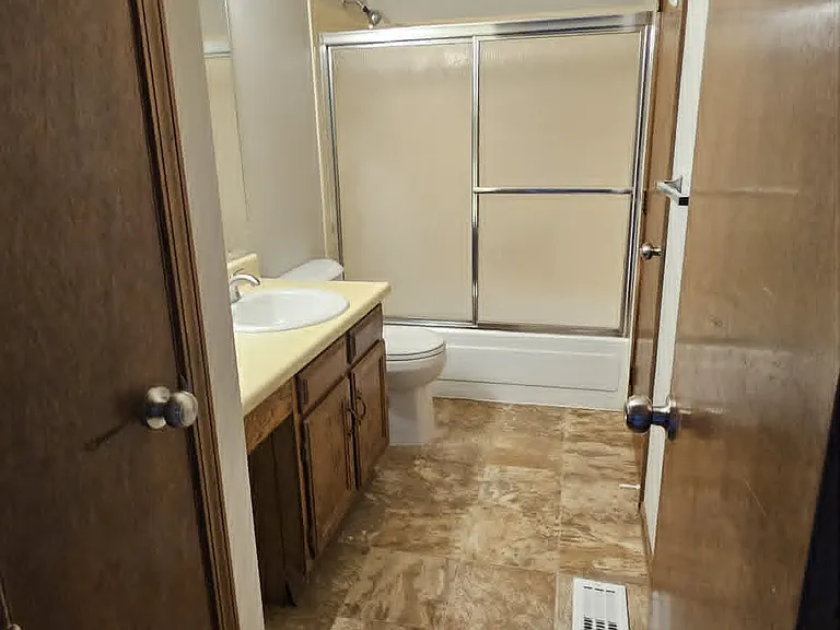 5060 Horseshoe Bnd — Photo 10