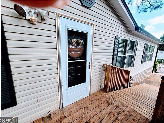 2nd image of 3735 Fir Dr
