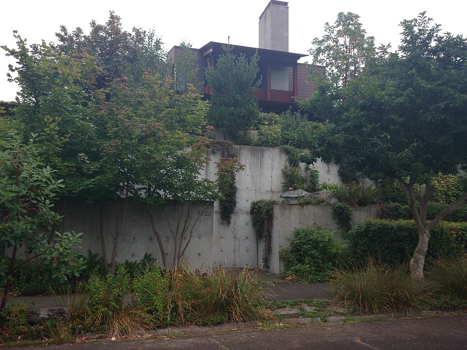2nd image of 1926 7th Ave W