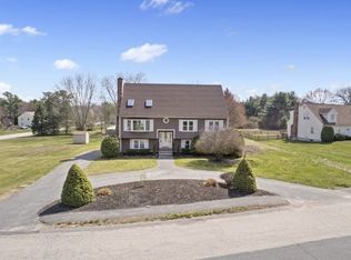19 Rolling Hills Dr, East Bridgewater, MA 02333