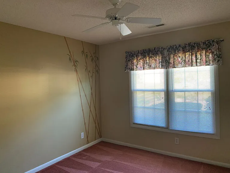 480 Shellbank Dr — Photo 21