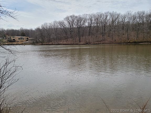 3rd image of Spring Creek Dr