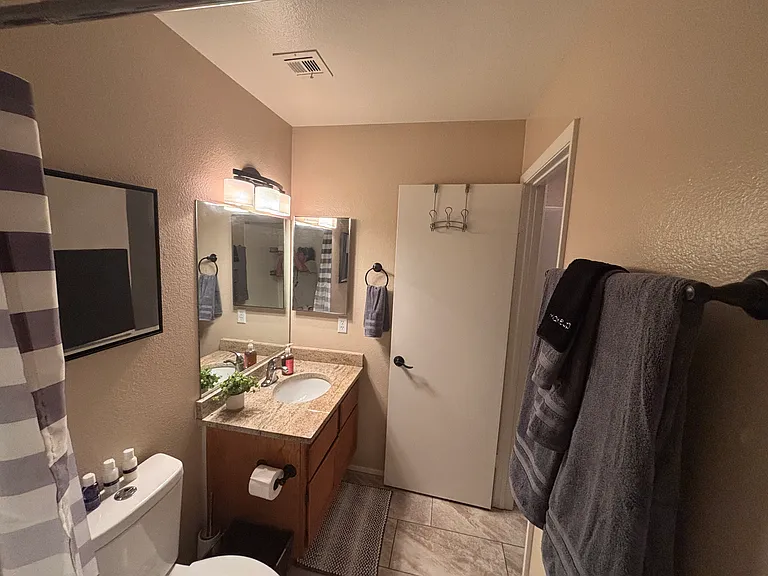 6600 Light Breeze Dr — Photo 15