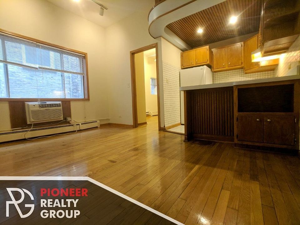 1st image of 1435 N Dearborn St #1435A3