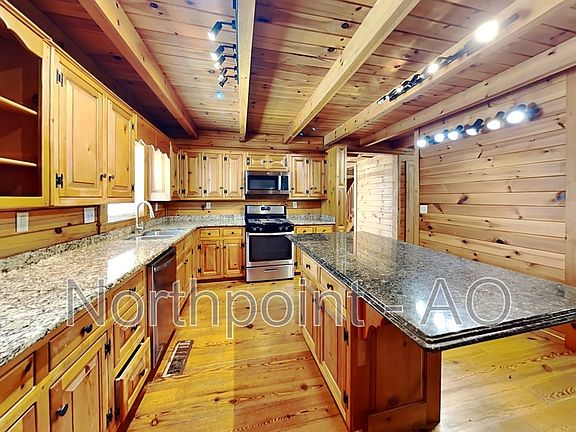 5th image of 3240 Lindas Cir SE