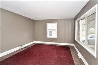 2nd image of 66 Garden Ave N