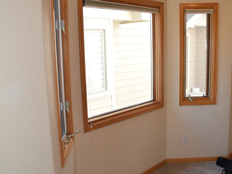 4748 Parachute Cir — Photo 8