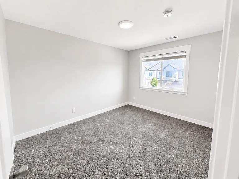 4492 W Watchmen Way — Photo 16