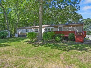 28 Nashua St, Norwich, CT 06360