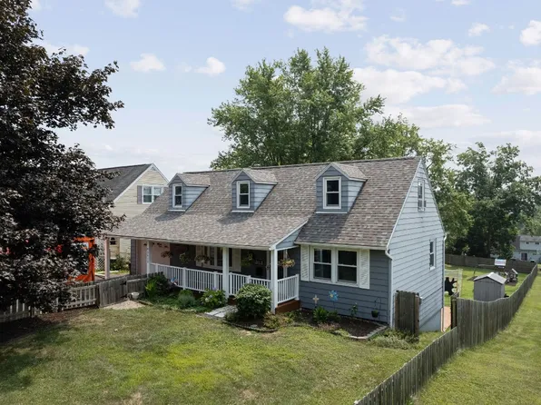 3612 Lorne Dr, Endwell, NY 13760