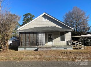 510 Leslie St, Chester, SC 29706