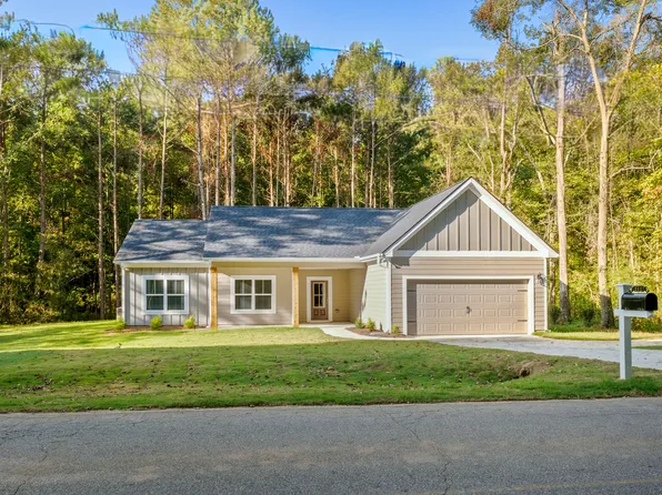 142 Colley St, Grantville, GA 30220