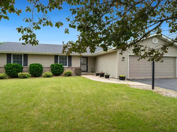 5604 Longest Dr, South Beloit, IL 61080