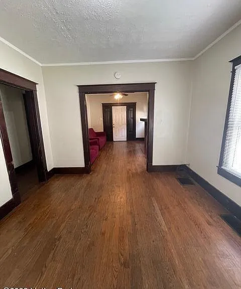 516 Colorado Ave — Photo 9