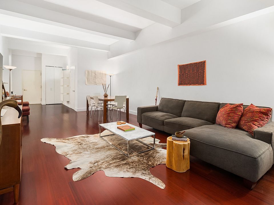 1st image of 80 John St APT 3D