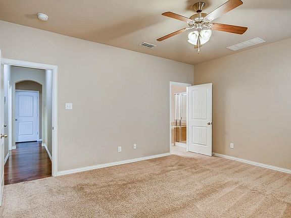 3rd image of 2753 Calmwood Dr