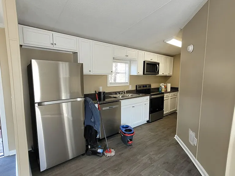 130 Nowhere Rd — Photo 3