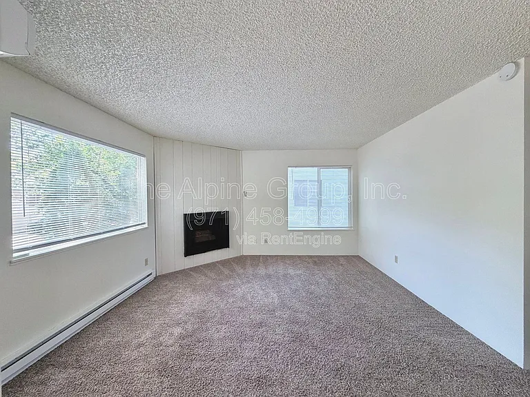 13325 SW 17th St — Photo 2