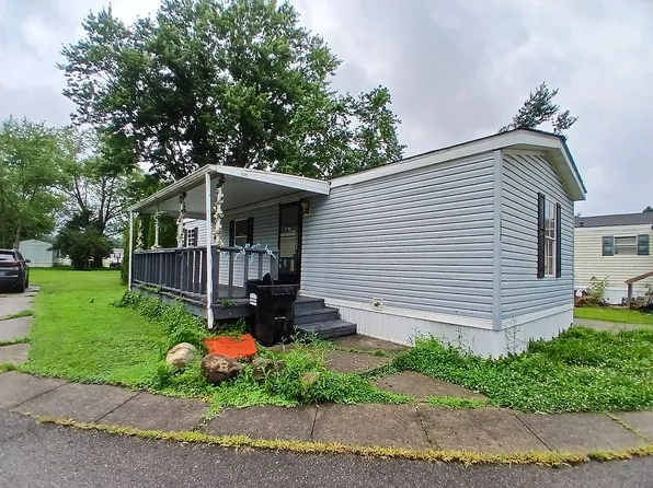 1217 Vista Dr, Newark, OH 43056