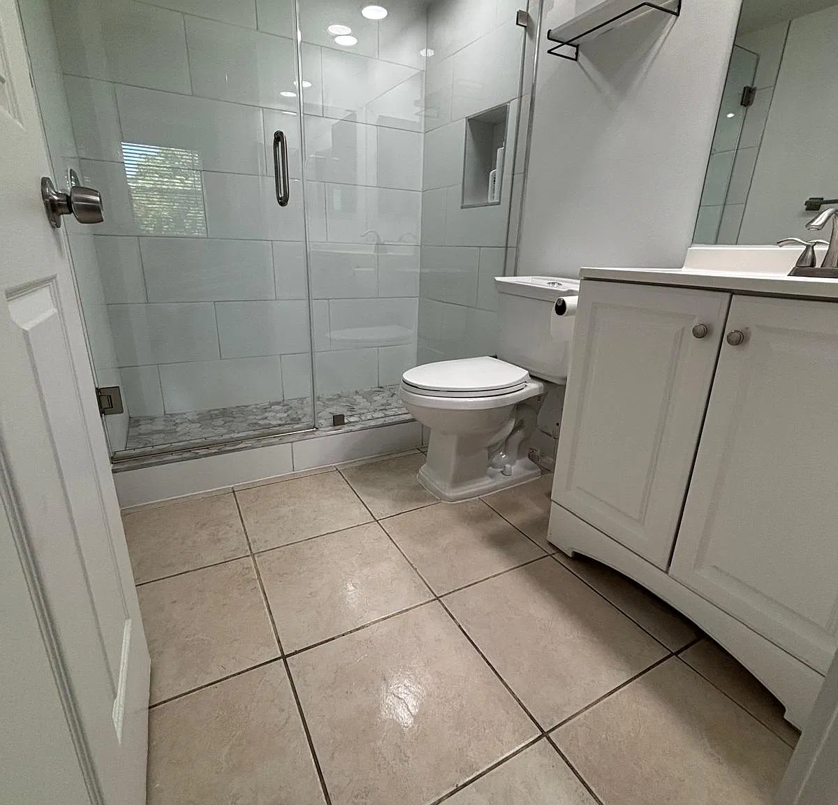 3 bed, 1166 sqft, $2,600 — Photo 4