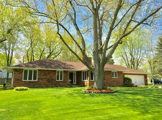 10355 W York House Rd, Beach Park, IL 60087