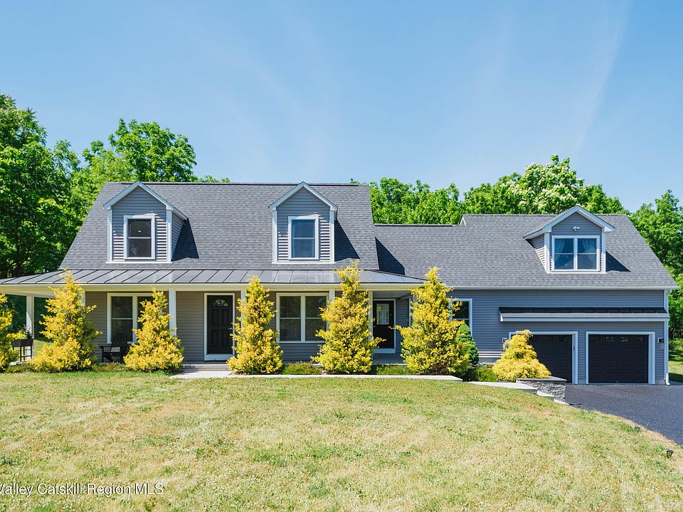 1st image of 5 Rivercrest Lane