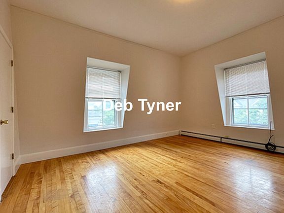 4th image of 257 Lafayette St #3R