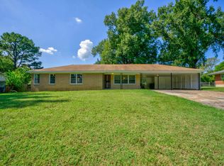 877 Richland Dr, Memphis, TN 38116