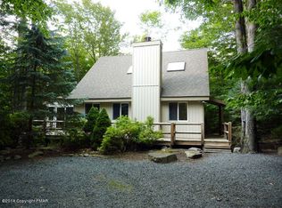 1305 Redwood Ter, Pocono Pines, PA 18350