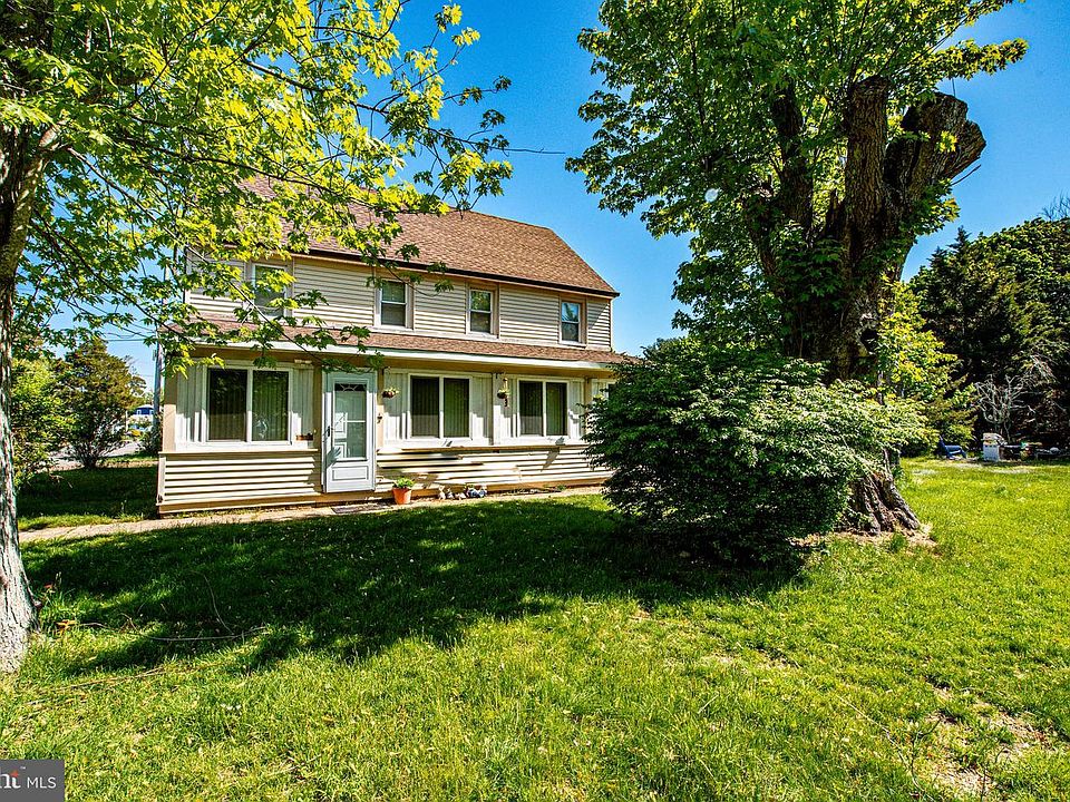 1st image of 236 Homestead Ave