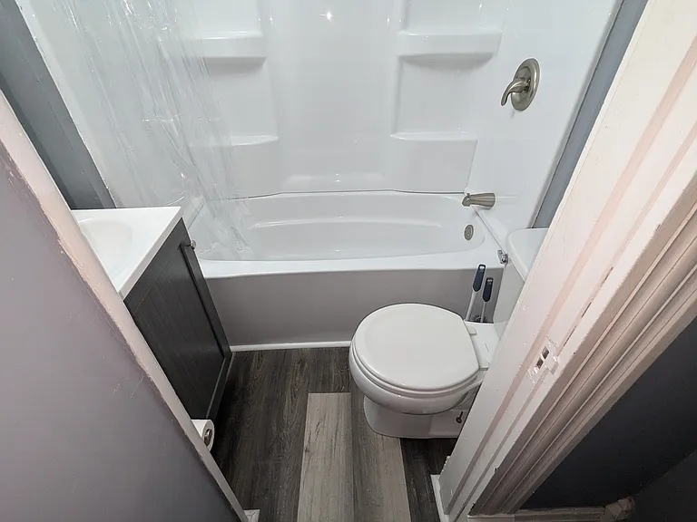 338 N Columbus St #3 — Photo 8