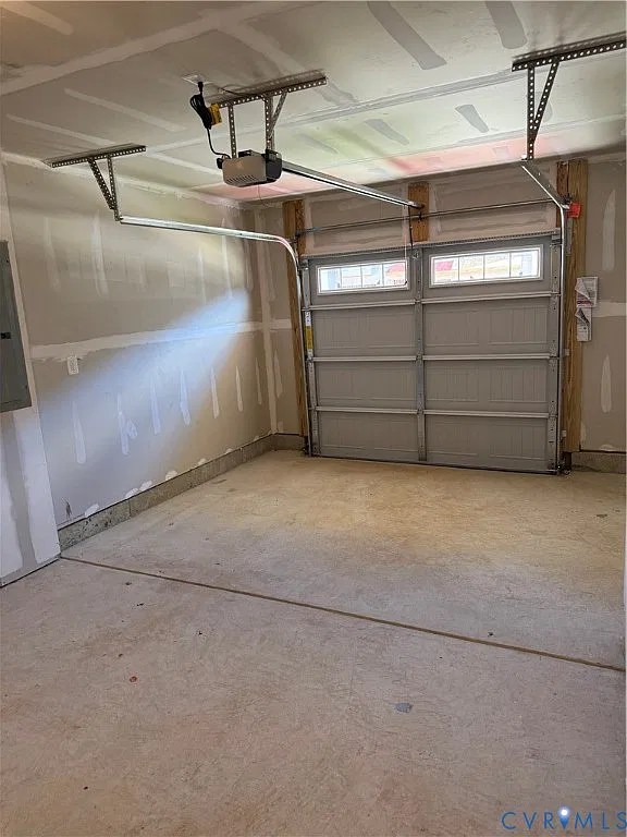 4 bed, 3.5 bath, 2097 sqft, $2,695 — Photo 2