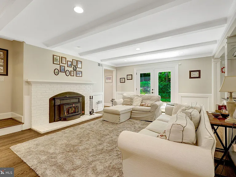 7845 Old Dominion Dr — Photo 38