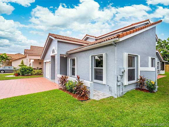4th image of 5469 NW 189th St