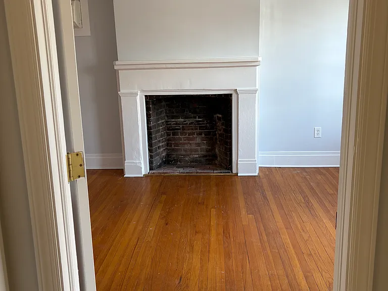14 Main St #1 — Photo 9
