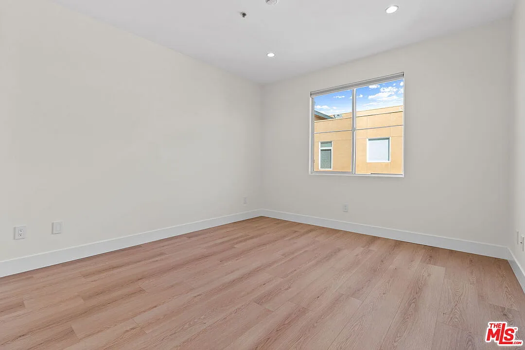 1 bed, 1.0 bath, 690 sqft, $3,100 — Photo 4
