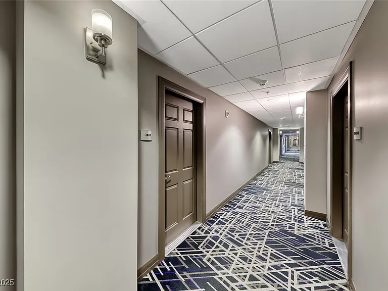 150 Las Vegas Blvd #1803 — Photo 2