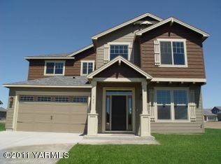 101 Mosaic St, Moxee, WA 98936