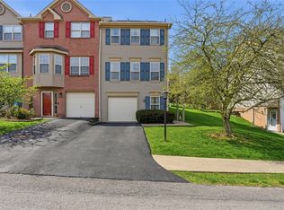 112 Hillvue Dr, Seven Fields, PA 16046