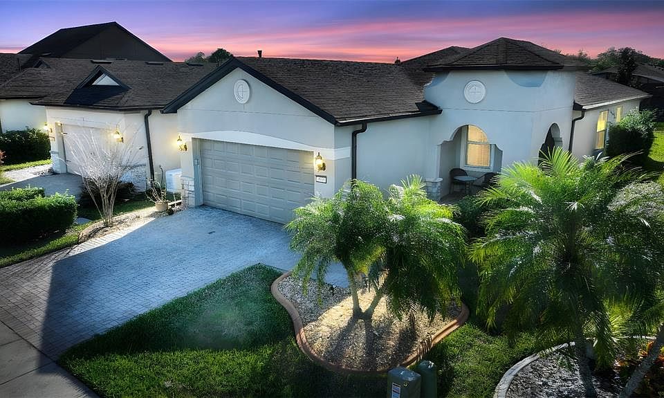 1st image of 537 CANTABRIA DRIVE