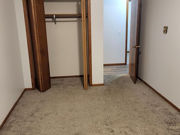 3rd image of 2616 Country Club Pkwy #1
