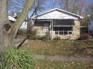 107 W 158th St, Harvey, IL 60426