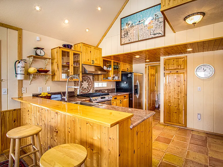 5031 Tom Mix Rd — Photo 8