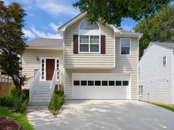 3935 Sidney Lanier Blvd, Duluth, GA 30096