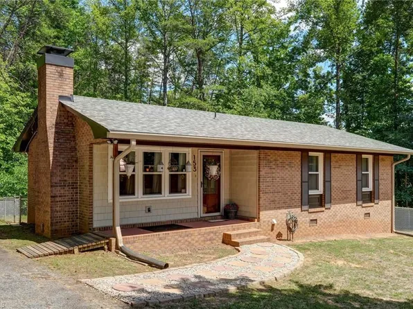 153 Lake Lemar Rd, Reidsville, NC 27320
