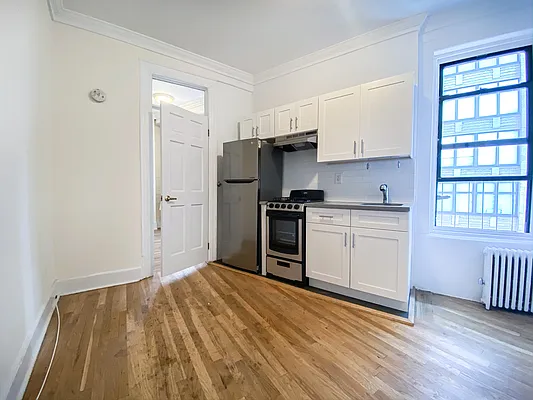 Rented by City Connections Realty | media 22