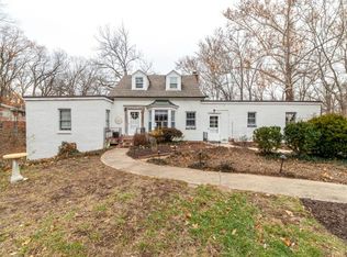 1118 Rollins Rd, Columbia, MO 65203