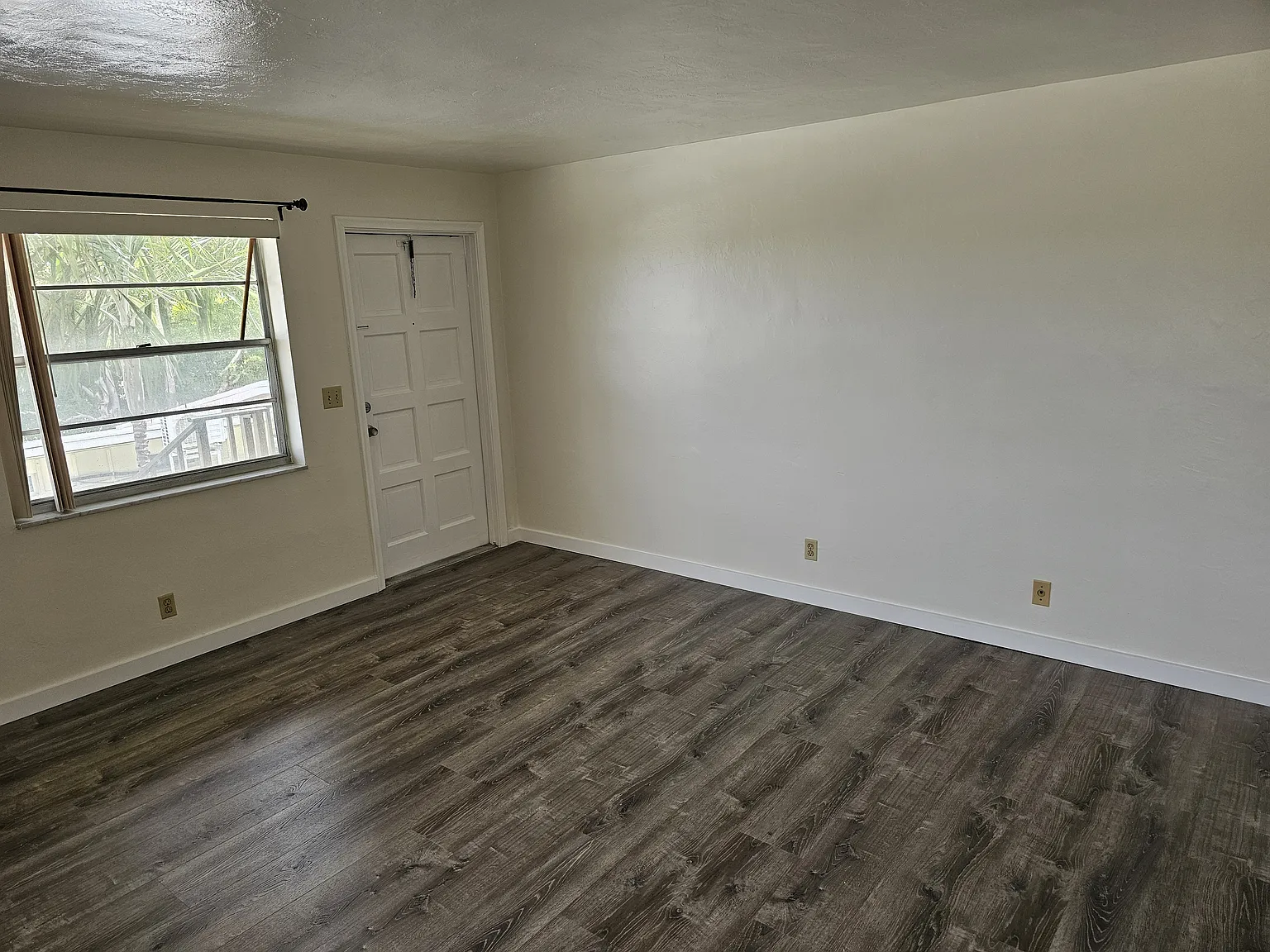 1 bed, 600 sqft, $1,595 — Photo 4